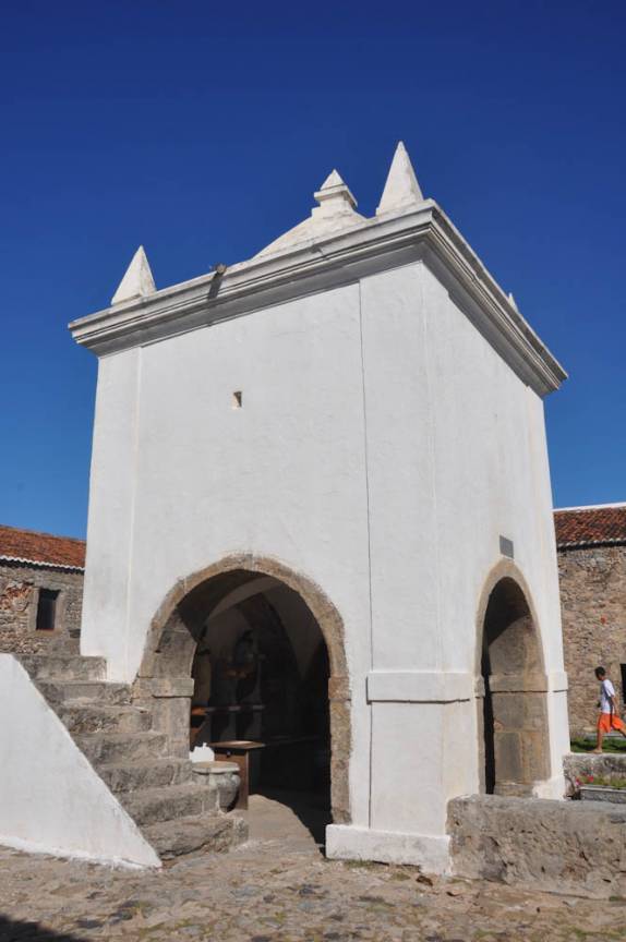Capela dentro do Forte dos Três Reis Magos, em Natal - RN